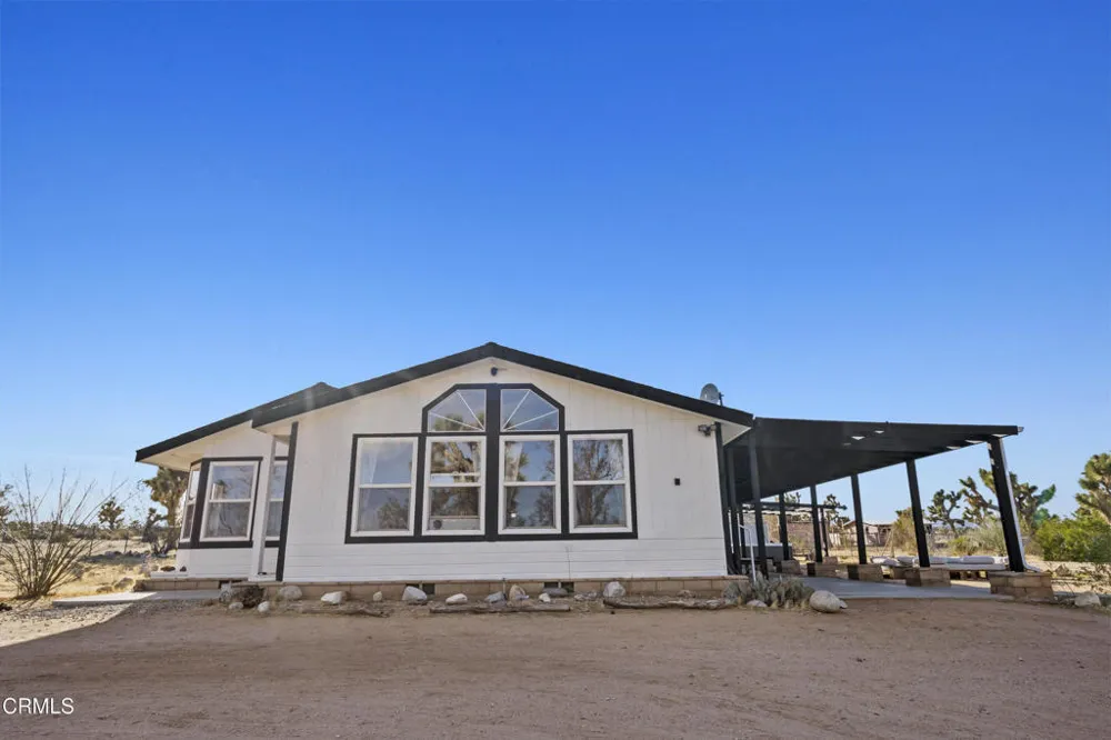 58778 Sunny Sands Drive Yucca Valley, CA 92284