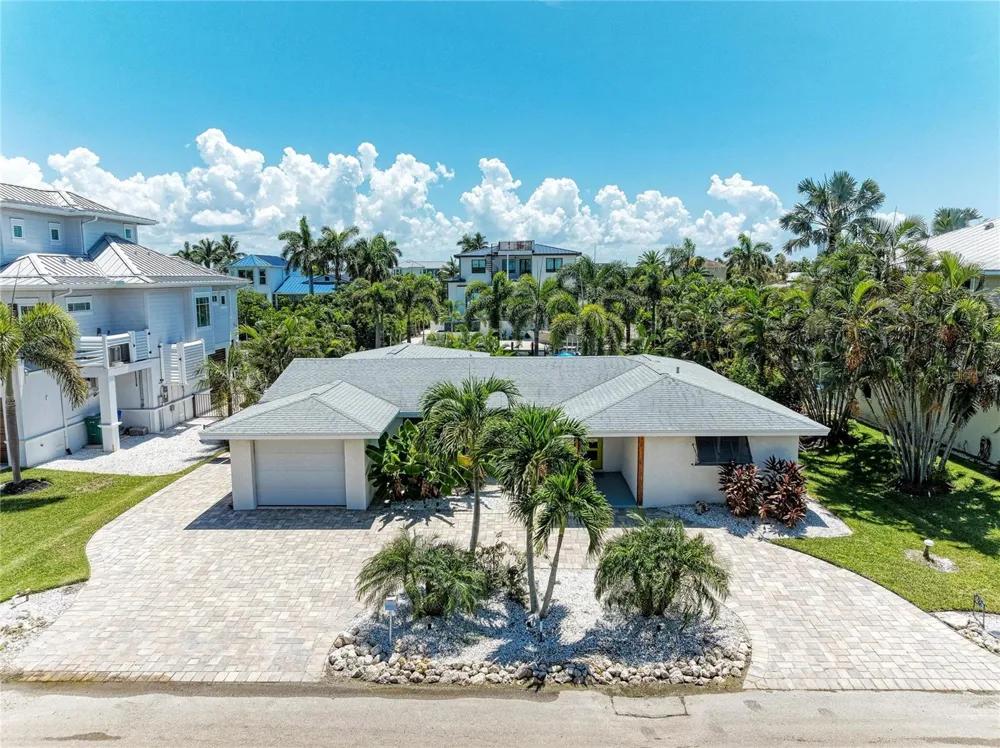 714 NORTON STREET Longboat Key, FL 34228