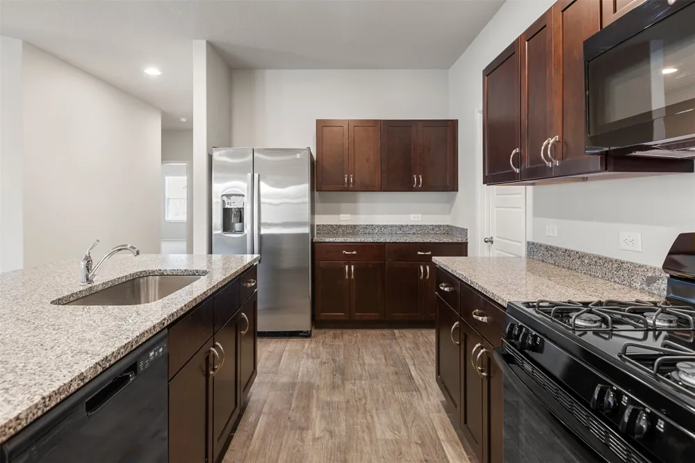 421 Hortus Drive Kyle, TX 78640