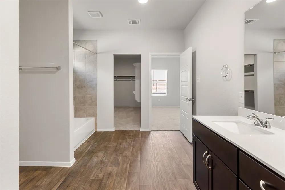 421 Hortus Drive Kyle, TX 78640