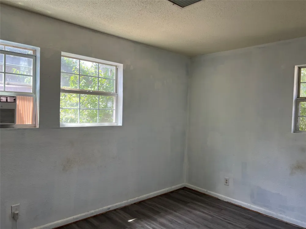 4306 Barnett Drive Wichita Falls, TX 76308