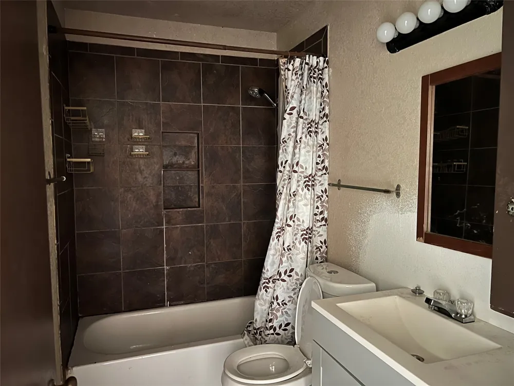 4306 Barnett Drive Wichita Falls, TX 76308