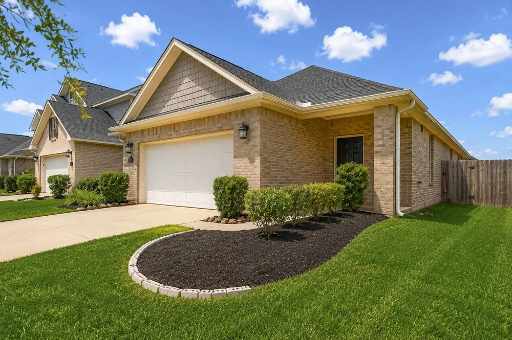 7818 Grandstand Parkway Fulshear, TX 77441