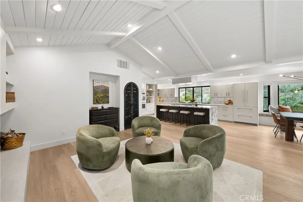 1096 Robin Circle Arroyo Grande, CA 93420