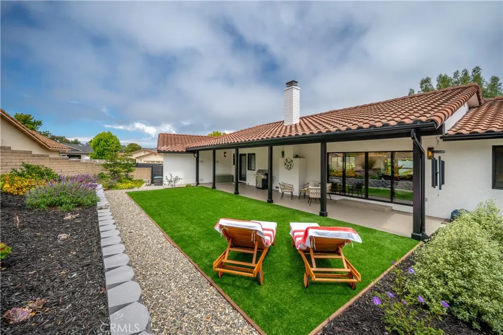 1096 Robin Circle Arroyo Grande, CA 93420