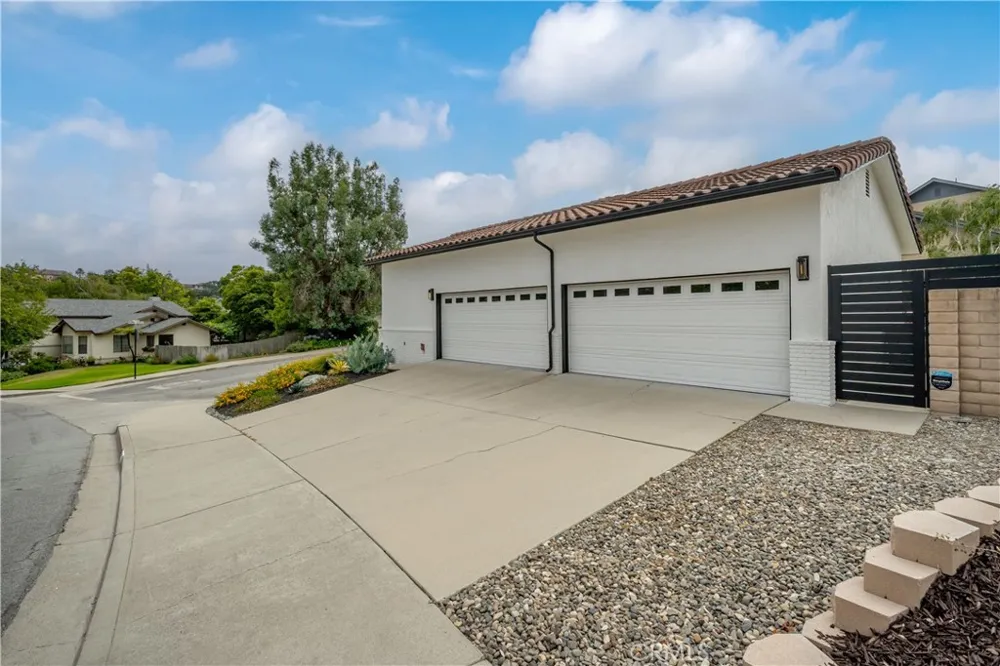 1096 Robin Circle Arroyo Grande, CA 93420