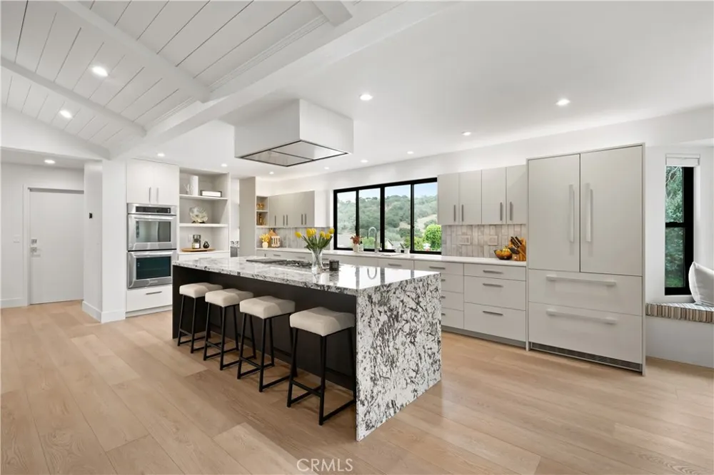 1096 Robin Circle Arroyo Grande, CA 93420