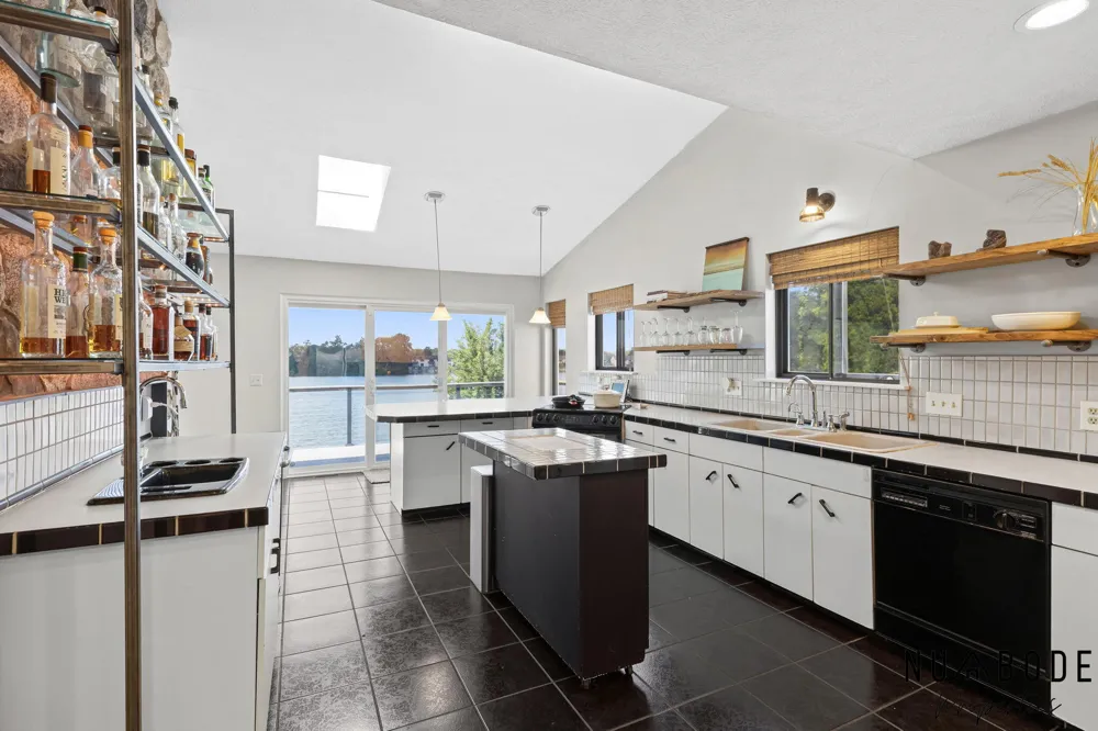 3037 Bluewater Lane SW Grandville, MI 49418