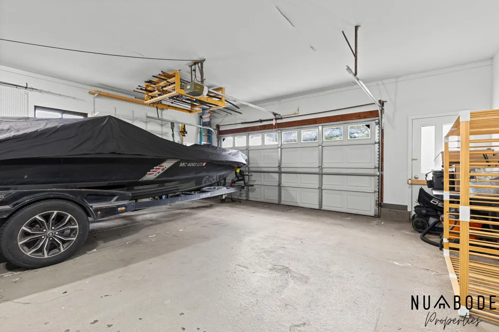 3037 Bluewater Lane SW Grandville, MI 49418
