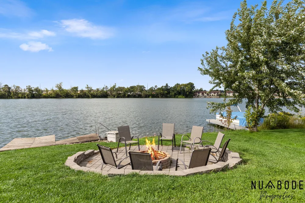 3037 Bluewater Lane SW Grandville, MI 49418