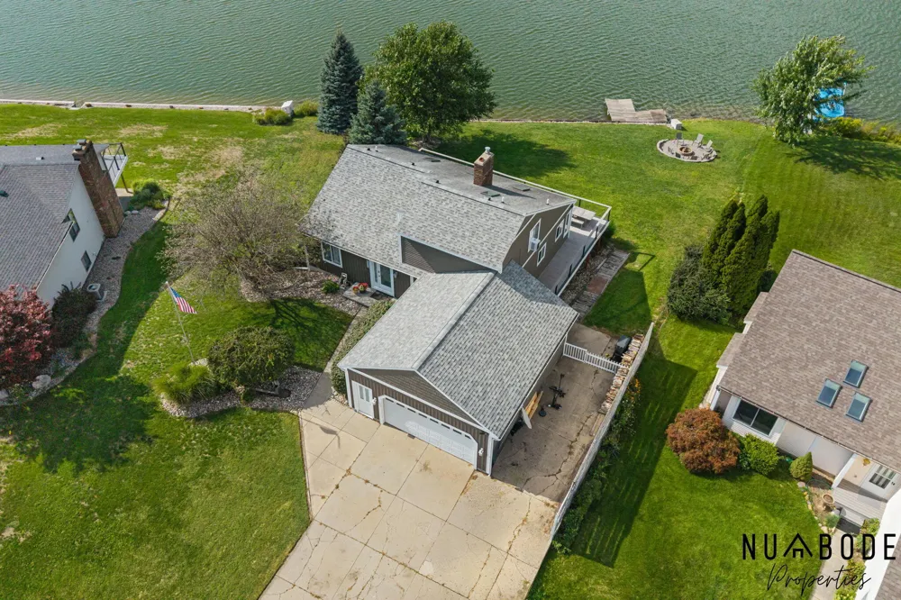 3037 Bluewater Lane SW Grandville, MI 49418