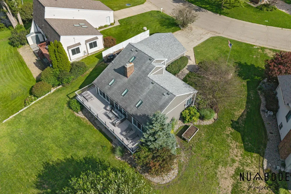 3037 Bluewater Lane SW Grandville, MI 49418