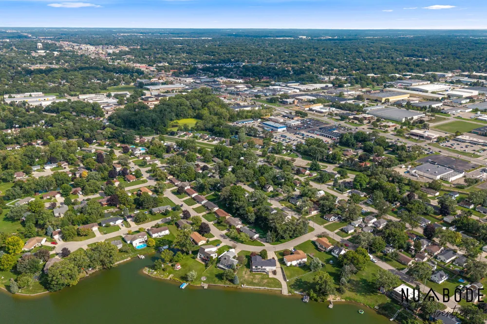 3037 Bluewater Lane SW Grandville, MI 49418