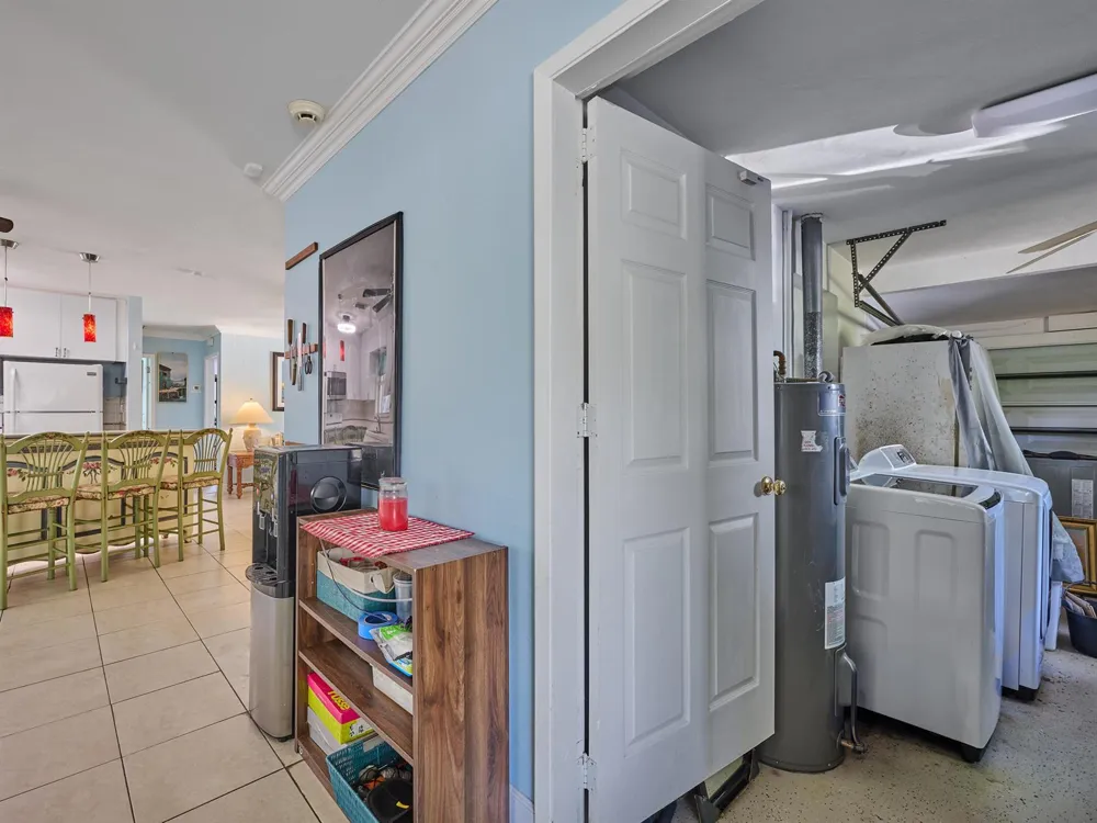 191 SE 27TH AVENUE Boynton Beach, FL 33435