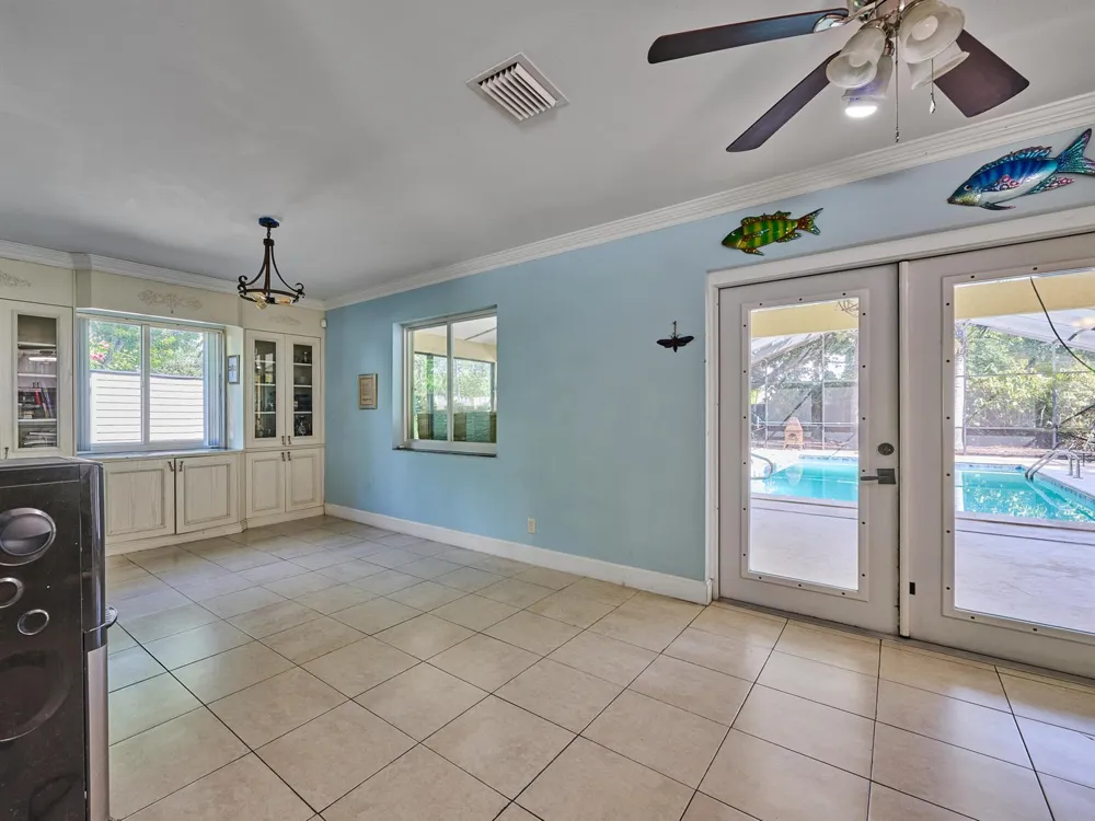 191 SE 27TH AVENUE Boynton Beach, FL 33435