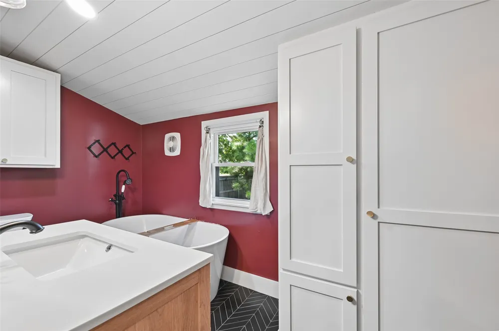 8 W 5th Street Bixby, OK 74008