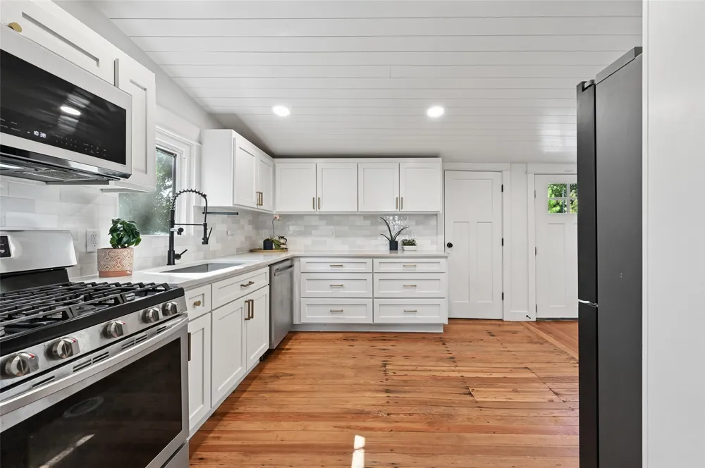 8 W 5th Street Bixby, OK 74008