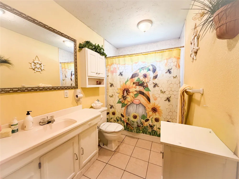 116983 S 4205 ROAD Eufaula, OK 74432