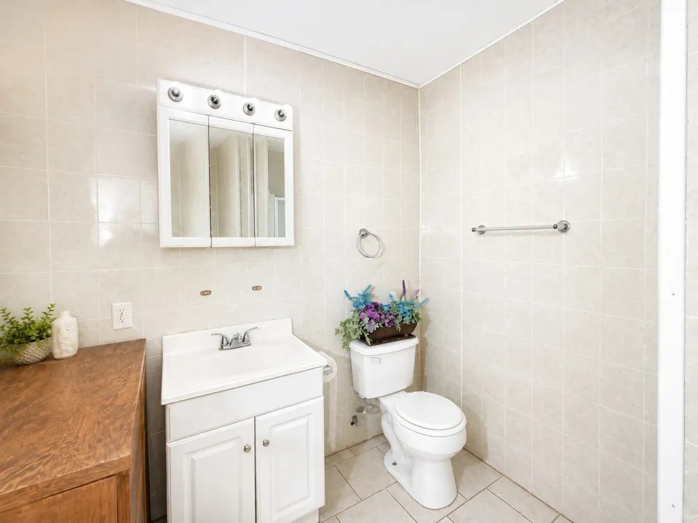 116983 S 4205 ROAD Eufaula, OK 74432