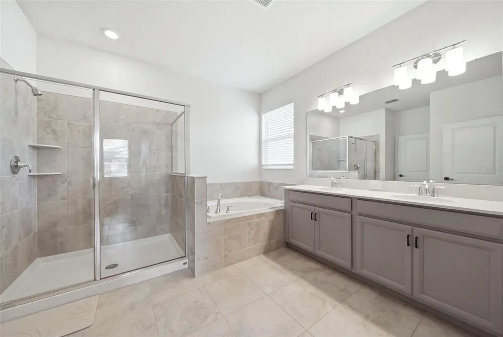 11006 ROBERT FROST DRIVE Winter Garden, FL 34787