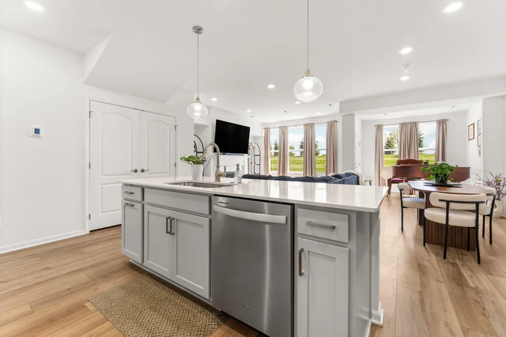 5543 E Spaniel Drive Pittsfield Charter Township, MI 48108