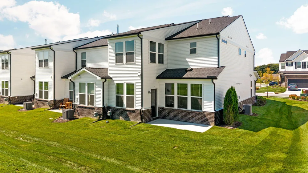 5543 E Spaniel Drive Pittsfield Charter Township, MI 48108