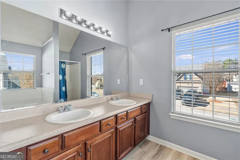 541 Hamlet DR Hampton, GA 30228