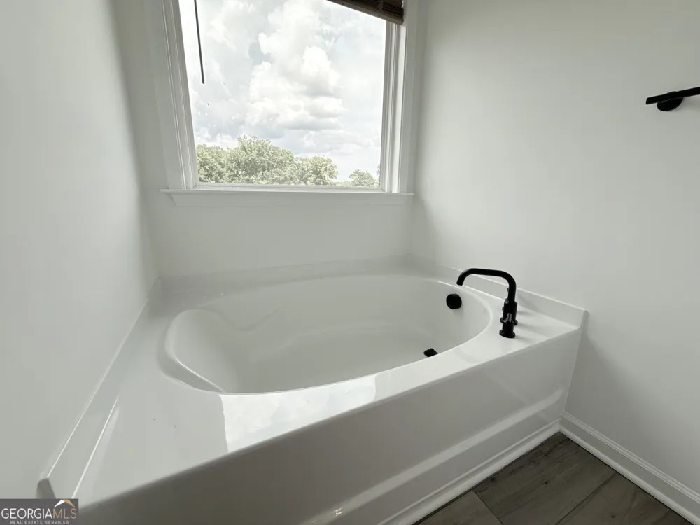 207 Foxhill DR Dawsonville, GA 30534