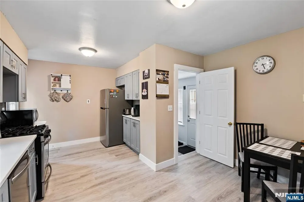46 Linwood Avenue Midland Park, NJ 07432