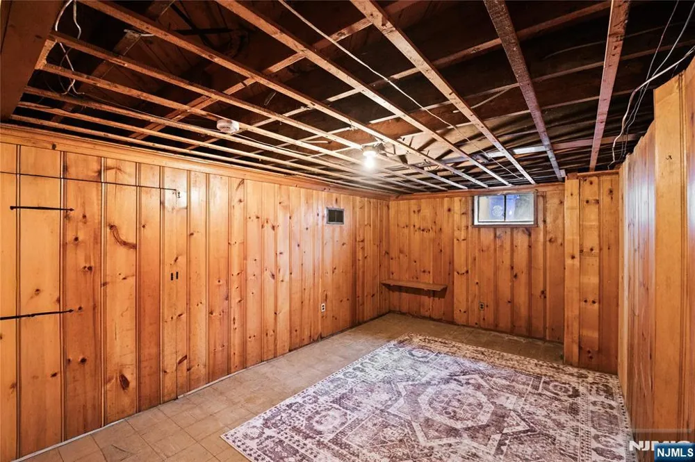 46 Linwood Avenue Midland Park, NJ 07432
