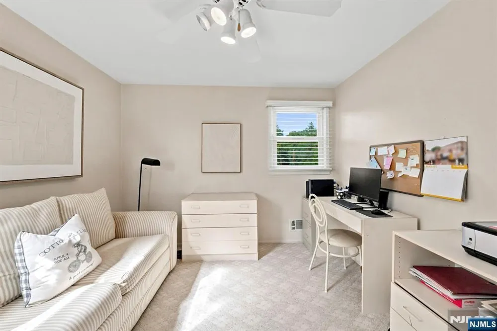 33 Waling Drive Wayne, NJ 07470