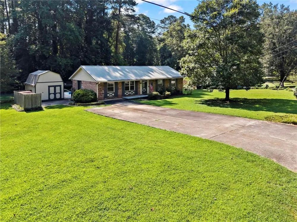 3361 Pawnee Trail SW Marietta, GA 30060