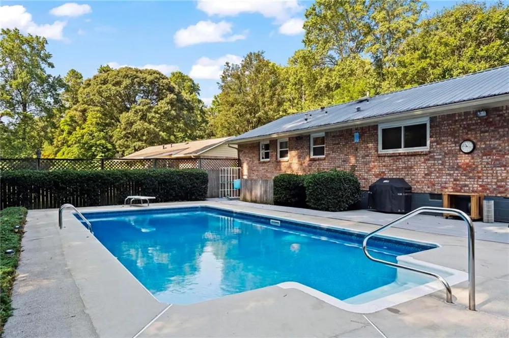 3361 Pawnee Trail SW Marietta, GA 30060