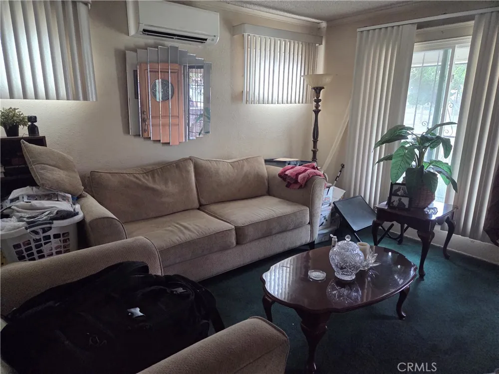 2928 Virginia Los Angeles, CA 90016