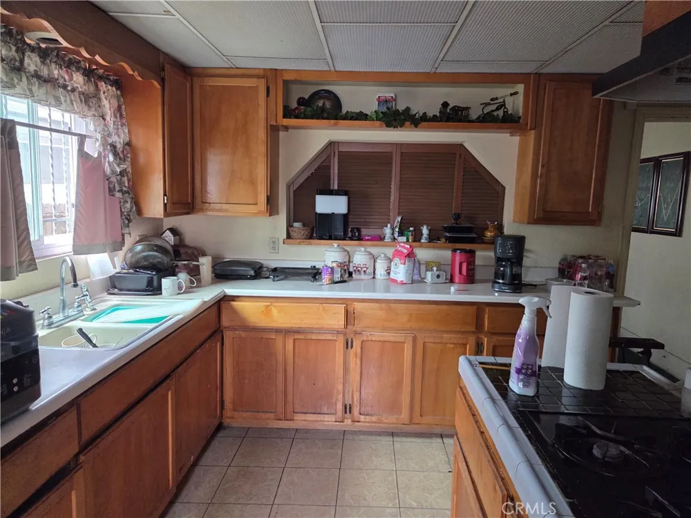 2928 Virginia Los Angeles, CA 90016