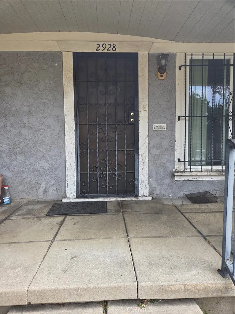 2928 Virginia Los Angeles, CA 90016