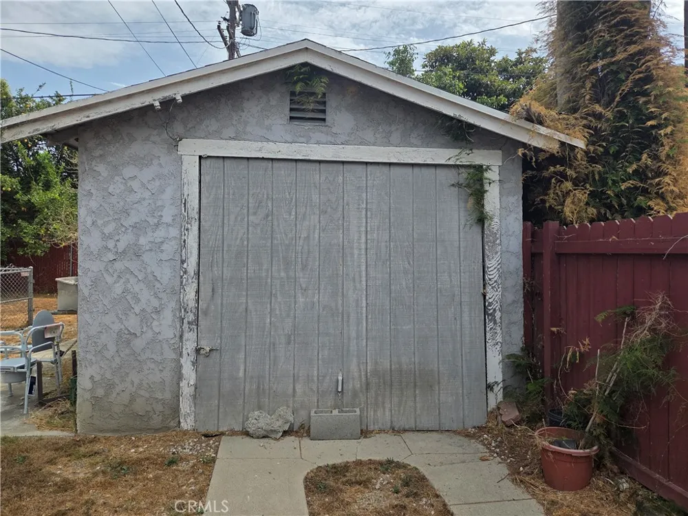 2928 Virginia Los Angeles, CA 90016