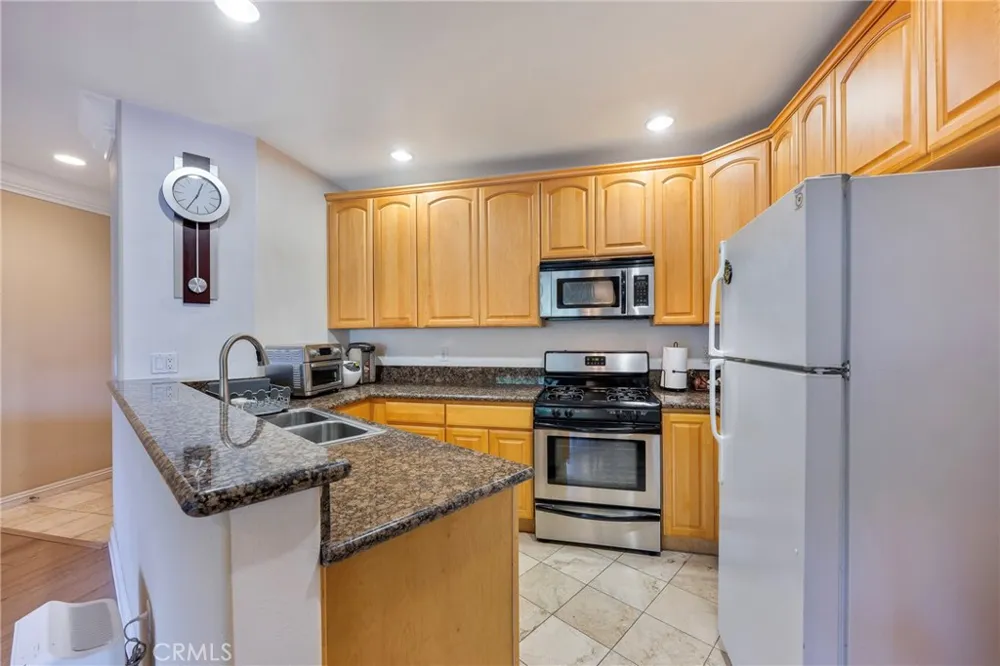 1515 Grismer Burbank, CA 91504