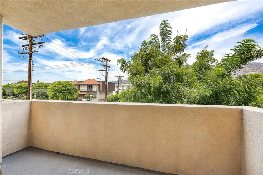 1515 Grismer Burbank, CA 91504