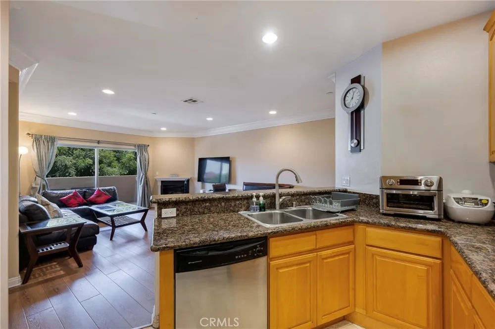 1515 Grismer Burbank, CA 91504