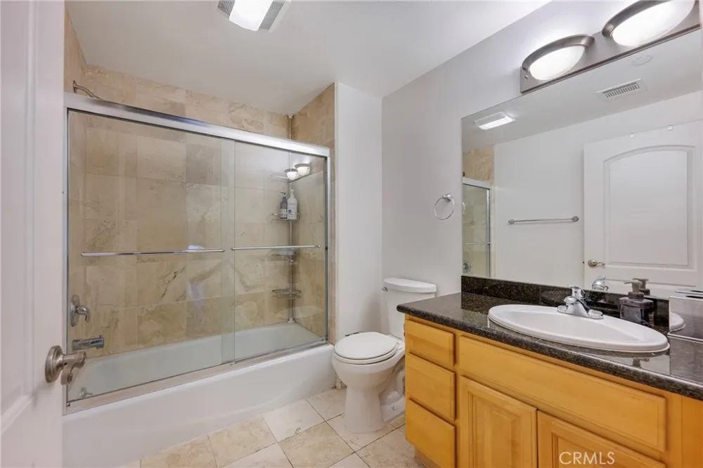1515 Grismer Burbank, CA 91504