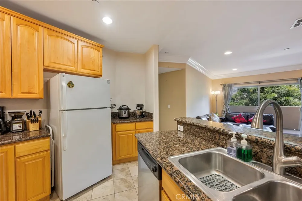 1515 Grismer Burbank, CA 91504