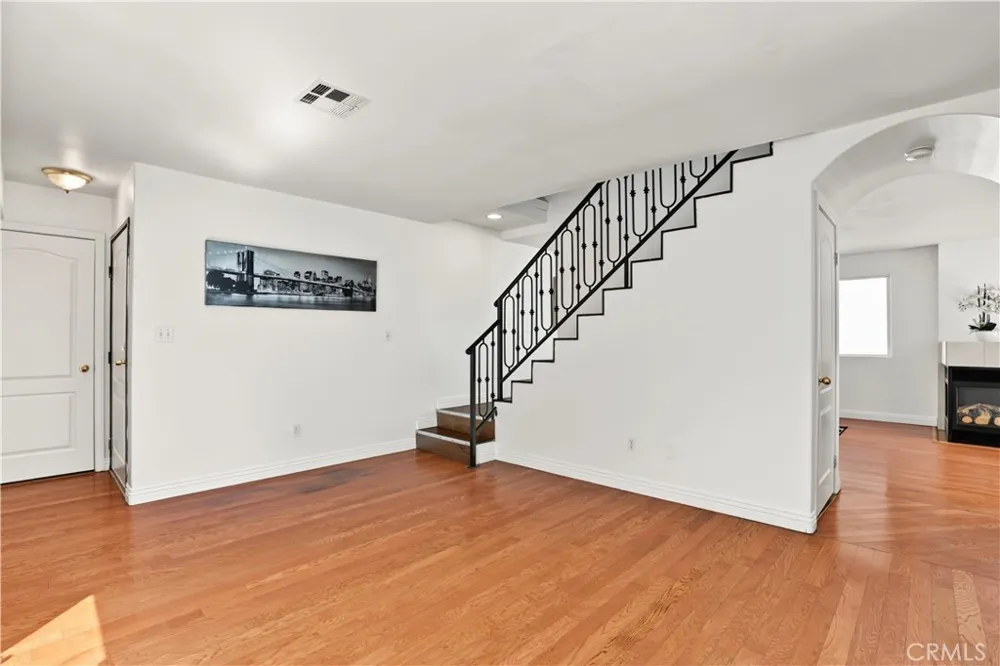 18334 Keswick St. Reseda, CA 91335