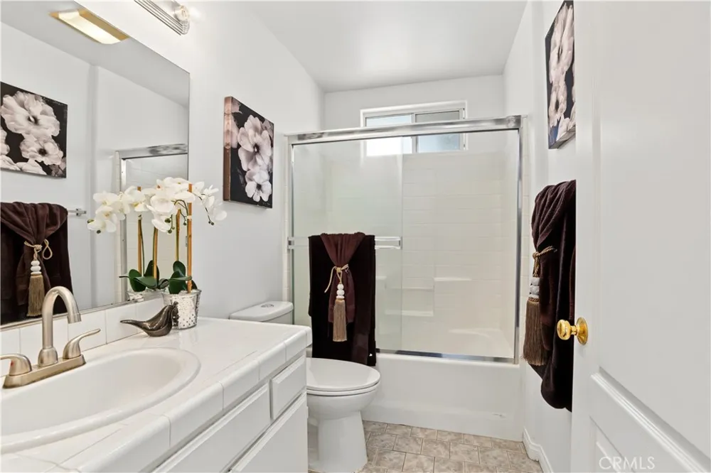 18334 Keswick St. Reseda, CA 91335