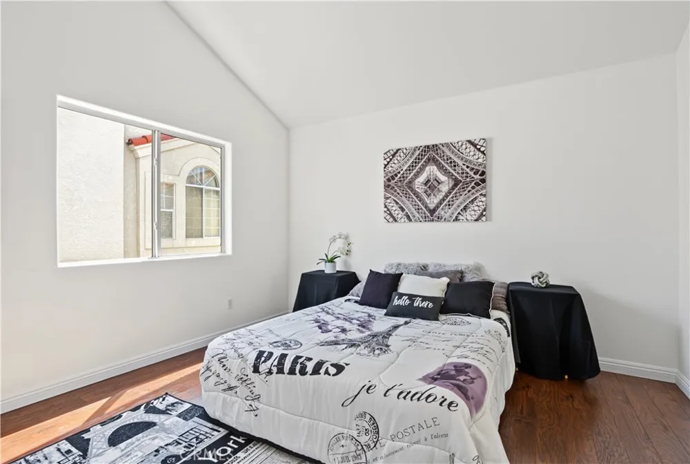 18334 Keswick St. Reseda, CA 91335