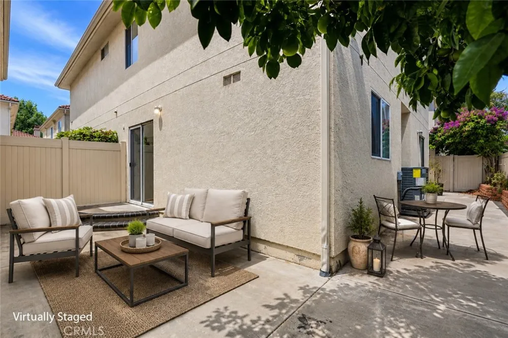 18334 Keswick St. Reseda, CA 91335