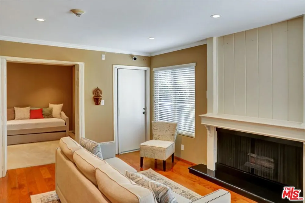 4845 Maytime Lane Culver City, CA 90230