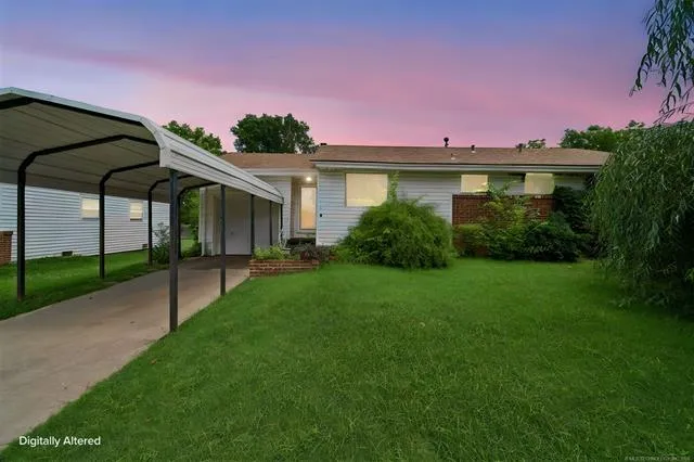 525 44 AVENUE Tulsa, OK 74127