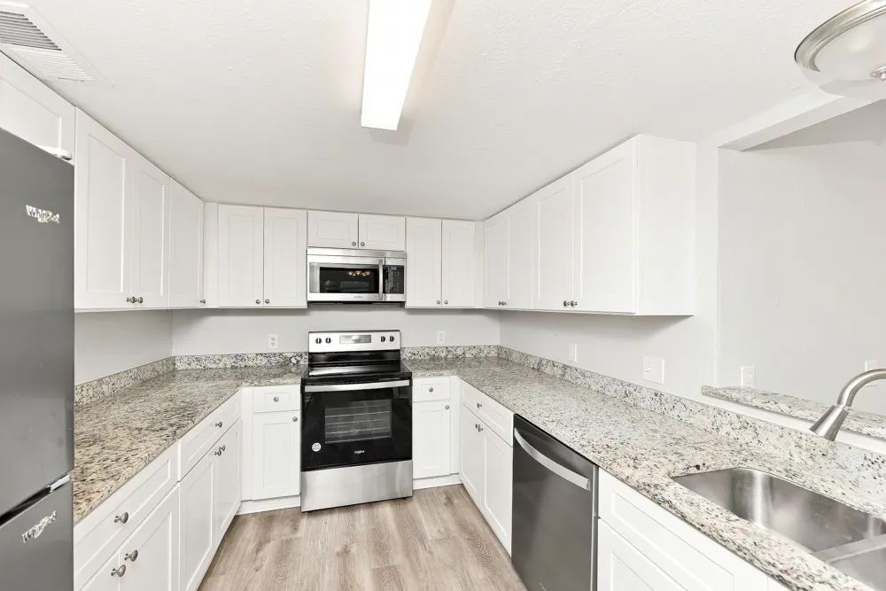 422 Ash Lane Lancaster, TX 75146