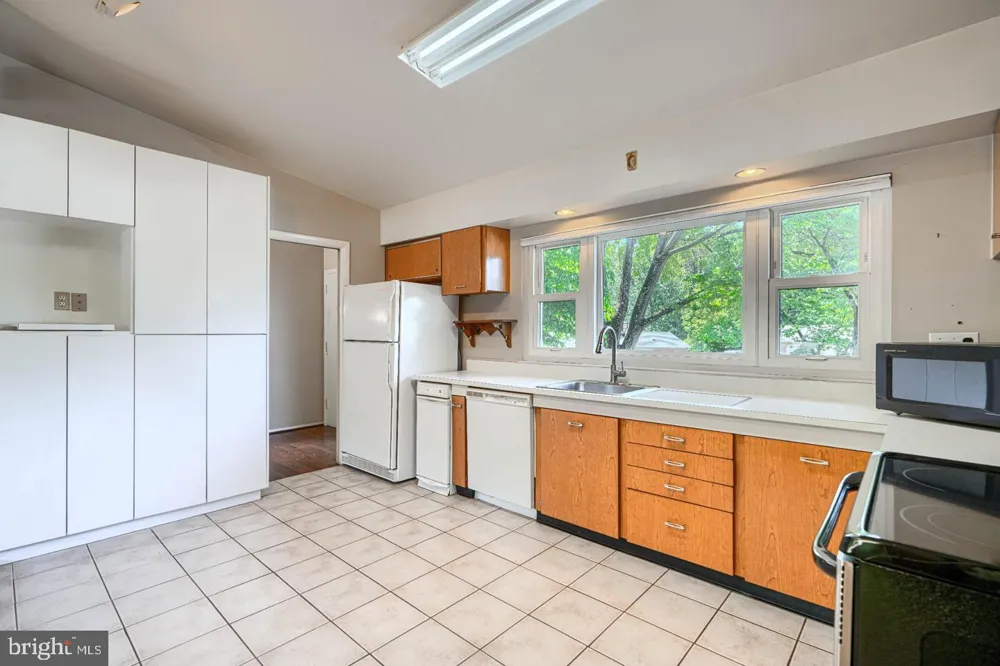3204 TIMBERFIELD LANE Pikesville, MD 21208